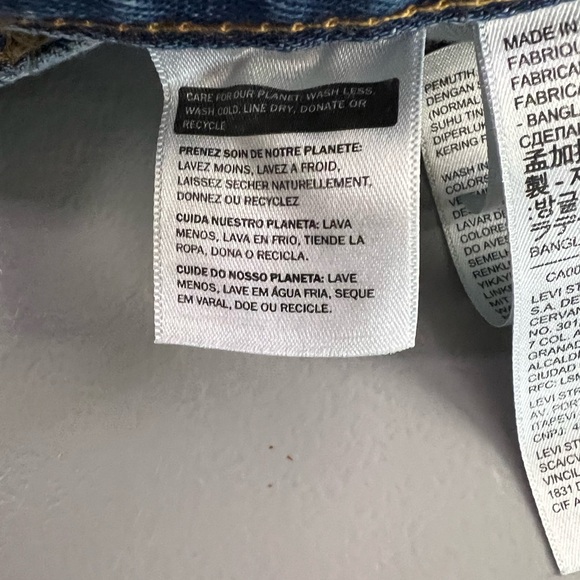 Levis 469 Loose Shorts Jorts Mens Sz 33 Denim 100% Cotton Medium Wash Casual - Picture 8 of 11